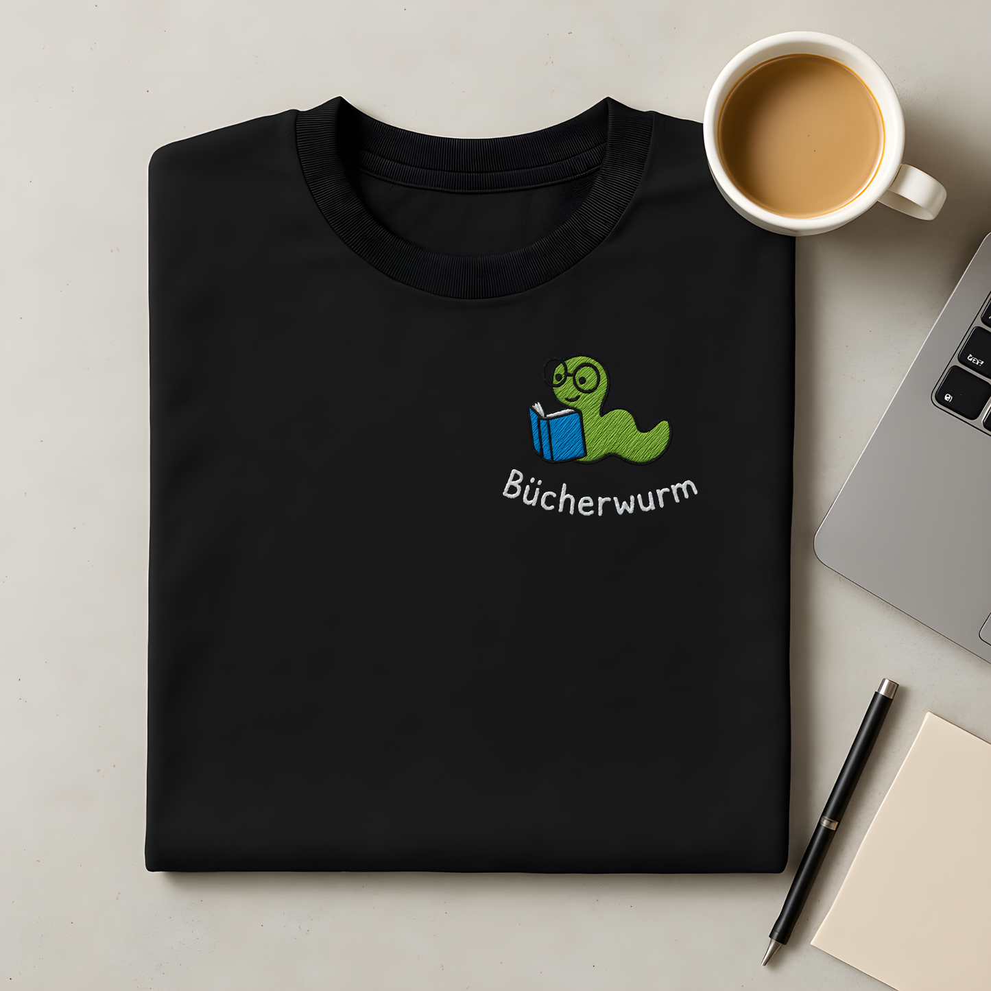 Kleiner Bücherwurm T-Shirt