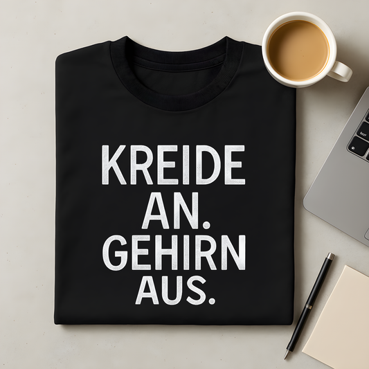 Kreide an. Gehirn aus. T-Shirt
