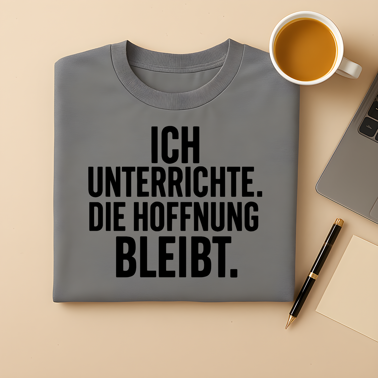 Die Hoffnung bleibt T-Shirt